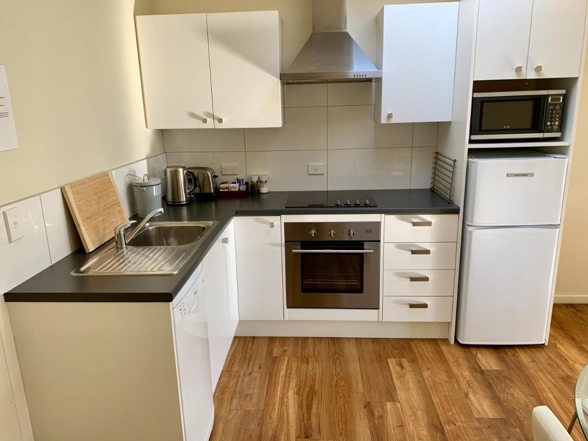 Amberley Serviced Apartments Екстериор снимка